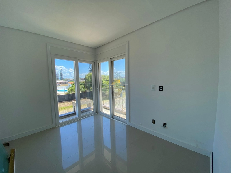 3 DORMITÓRIOS A 300 METROS DO MAR: 16ª foto da galeria de imagens do imóvel