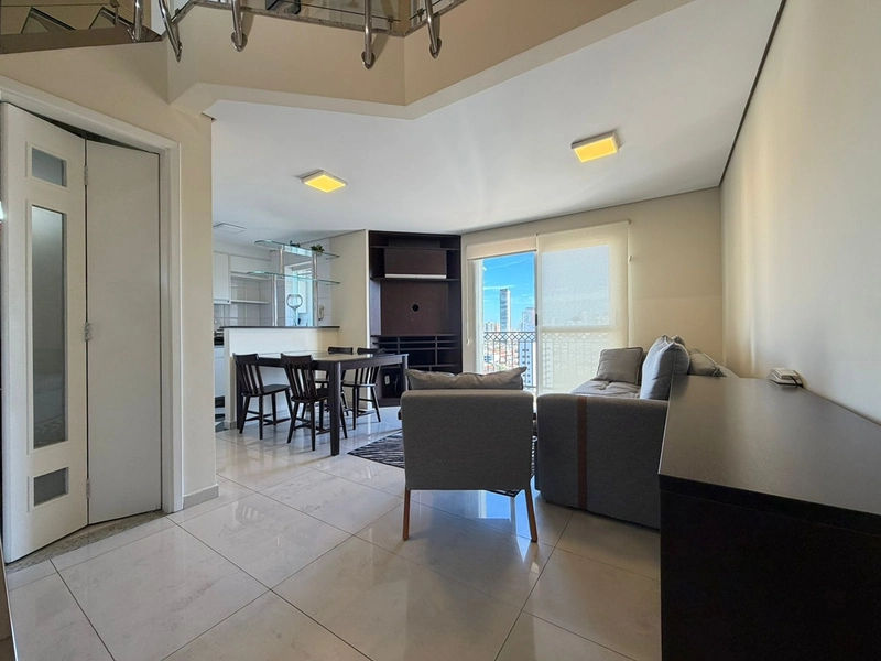 Apartamento Duplex, 2 Dormitórios no Tatuapé mobiliado e decorado: 1ª foto da galeria de imagens do imóvel