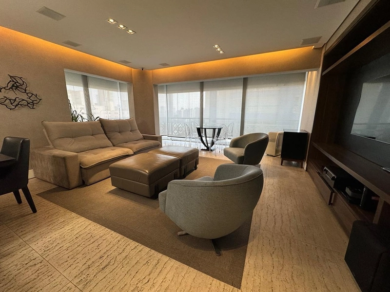 Apartamento no Tatuapé 4 Dorms, mobiliado e decorado: 2ª foto da galeria de imagens do imóvel