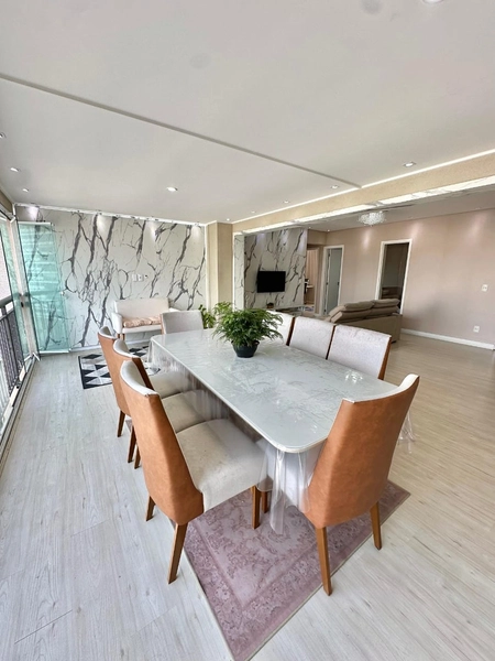 Apartamento no Tatuapé Mobiliado e decorado R$1.650.000: 3ª foto da galeria de imagens do imóvel