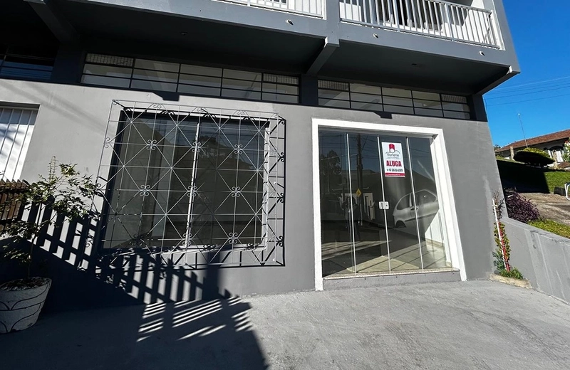 ALUGA SALA COMERCIAL: 1ª foto da galeria de imagens do imóvel
