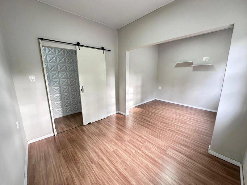 ALUGA BELÍSSIMA CASA NO BAIRRO CENTRO -  Vorlene Negócios Imobiliários: 12ª foto da galeria de imagens do imóvel
