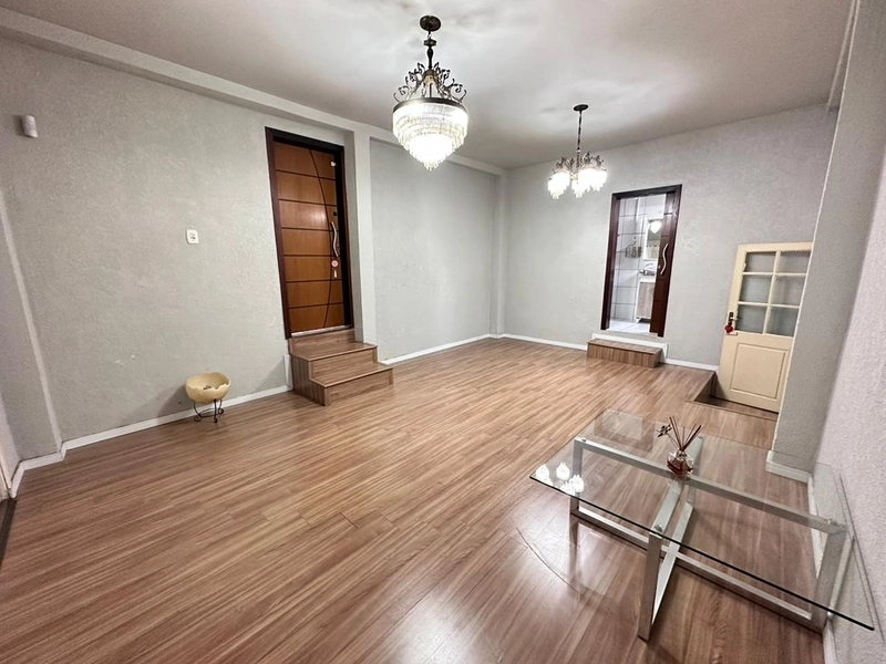 ALUGA BELÍSSIMA CASA NO BAIRRO CENTRO -  Vorlene Negócios Imobiliários: 2ª foto da galeria de imagens do imóvel