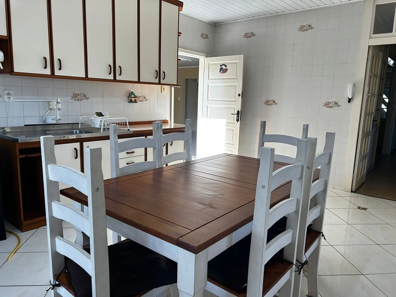 Aluga Casa Bairro Colonial: 10ª foto da galeria de imagens do imóvel