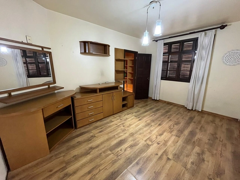 VENDE CASA NO BAIRRO CENTRO - Vorlene Negócios Imobiliários.: 5ª foto da galeria de imagens do imóvel