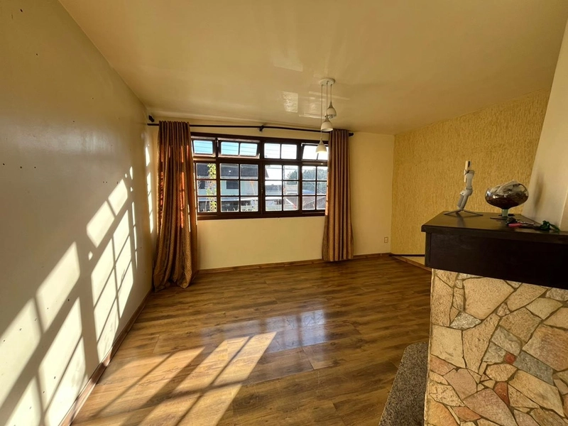 VENDE CASA NO BAIRRO CENTRO - Vorlene Negócios Imobiliários.: 4ª foto da galeria de imagens do imóvel