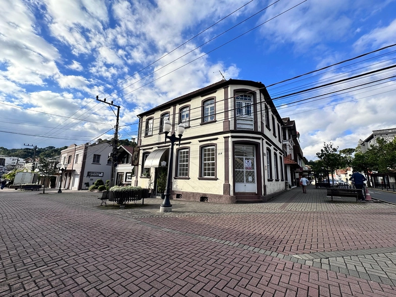 🏠 ALUGA SALA COMERCIAL NO CENTRO - Vorlene Negócios Imobiliários: 2ª foto da galeria de imagens do imóvel