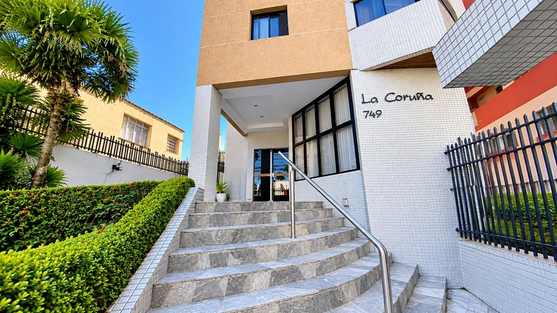 APARTAMENTO À VENDA NO JUVEVÊ – CURITIBA: 1ª foto da galeria de imagens do imóvel