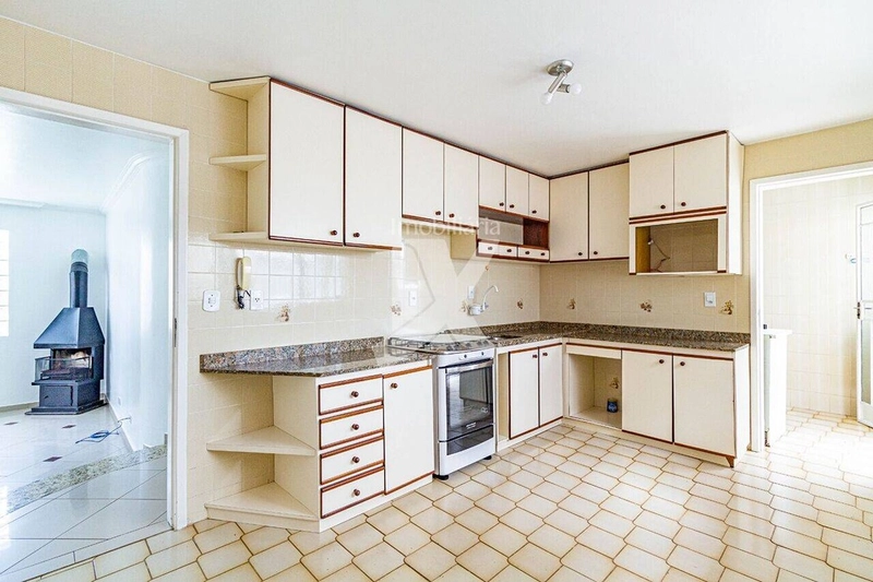 CASA EM CURITIBA À VENDA -  Vorlene Negócios Imobiliários: 22ª foto da galeria de imagens do imóvel