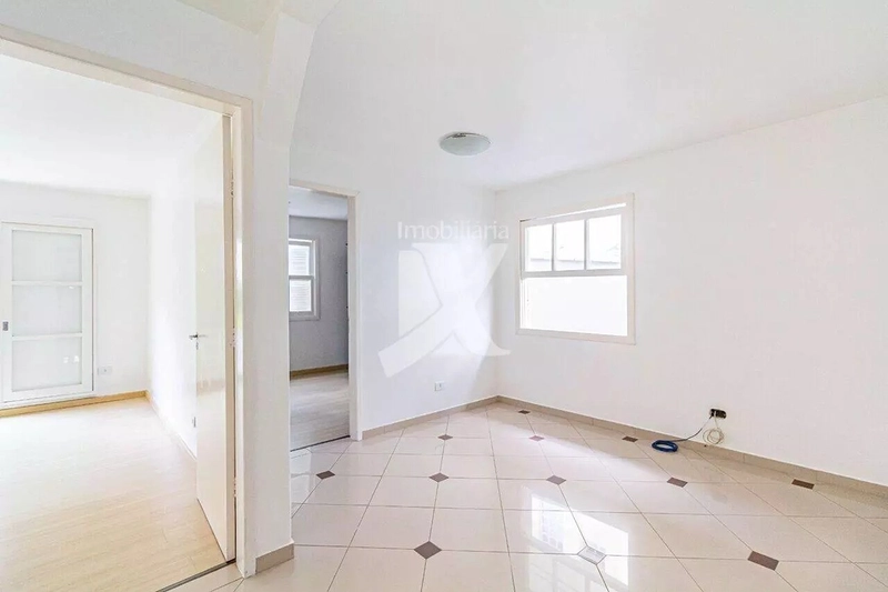 CASA EM CURITIBA À VENDA -  Vorlene Negócios Imobiliários: 40ª foto da galeria de imagens do imóvel