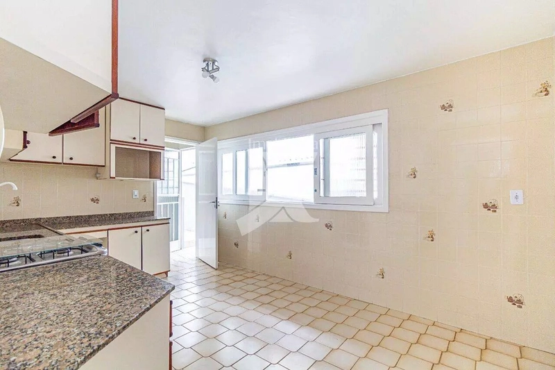 CASA EM CURITIBA À VENDA -  Vorlene Negócios Imobiliários: 39ª foto da galeria de imagens do imóvel