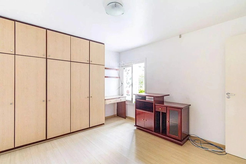 CASA EM CURITIBA À VENDA -  Vorlene Negócios Imobiliários: 24ª foto da galeria de imagens do imóvel