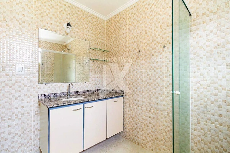 CASA EM CURITIBA À VENDA -  Vorlene Negócios Imobiliários: 12ª foto da galeria de imagens do imóvel