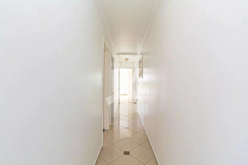 CASA EM CURITIBA À VENDA -  Vorlene Negócios Imobiliários: 20ª foto da galeria de imagens do imóvel