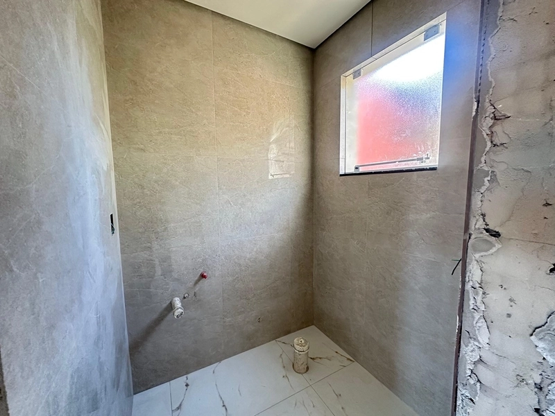 VENDE-SE SOBRADOS no BAIRRO SERRA ALTA - Vorlene Negócios Imobiliários: 8ª foto da galeria de imagens do imóvel