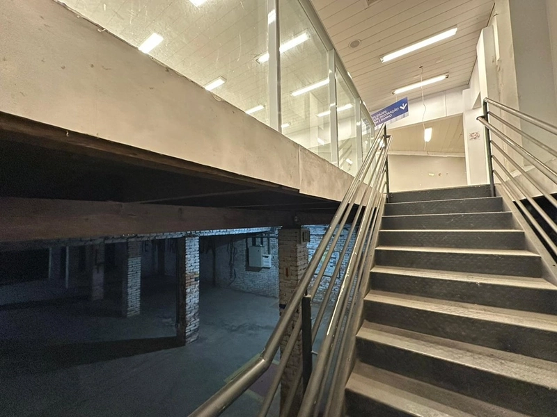 ALUGO AMPLA SALA COMERCIAL NO CENTRO DE SÃO BENTO DO SUL: 10ª foto da galeria de imagens do imóvel