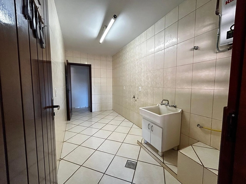 Casa Alto Padrão Com Piscina : 15ª foto da galeria de imagens do imóvel