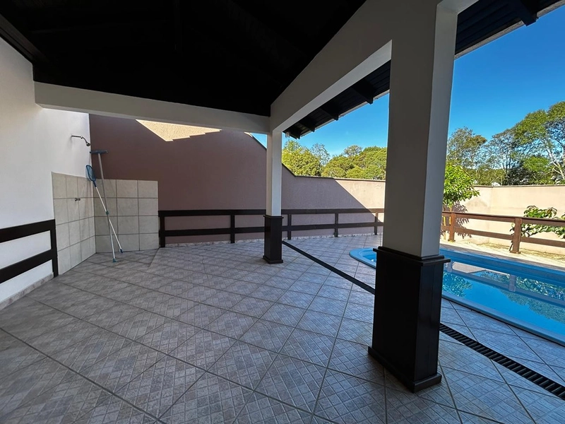 Casa Alto Padrão Com Piscina : 9ª foto da galeria de imagens do imóvel