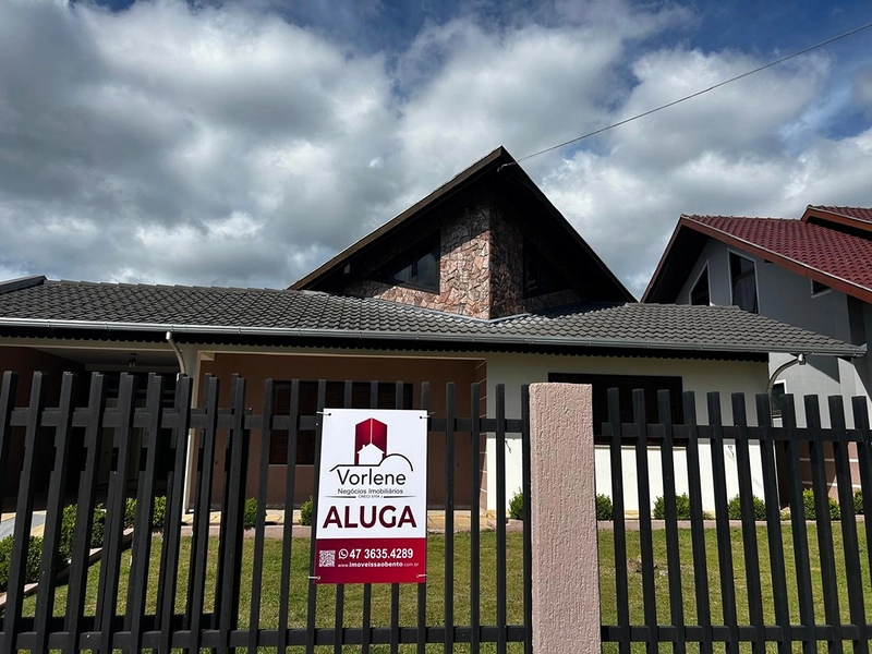 Casa Alto Padrão Com Piscina : 4ª foto da galeria de imagens do imóvel