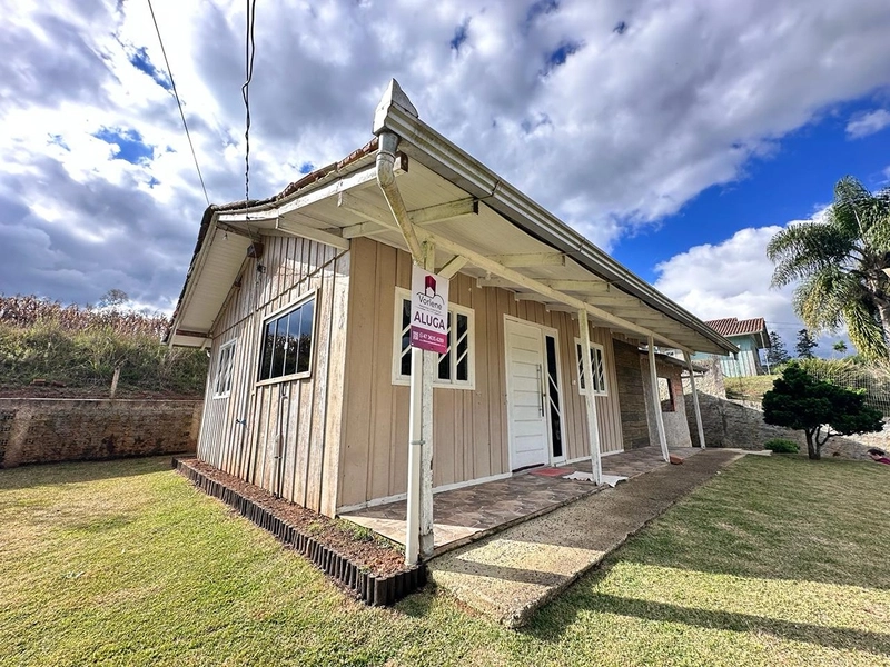 ALUGA CASA NO BAIRRO CRUZEIRO - Vorlene Negócios Imobiliários: 1ª foto da galeria de imagens do imóvel