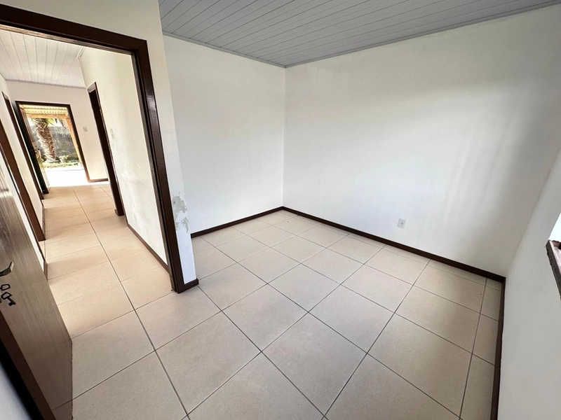 VENDE-SE CASA NO BAIRRO LENÇOL -   Vorlene Negócios Imobiliários: 8ª foto da galeria de imagens do imóvel