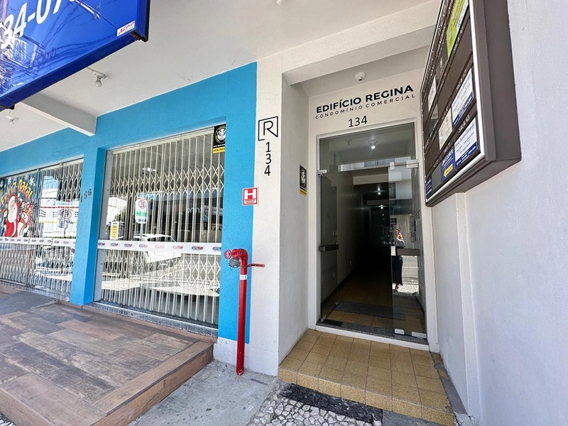 ALUGA SALA COMERCIAL NO CENTRO - Vorlene Negócios Imobiliários: 2ª foto da galeria de imagens do imóvel