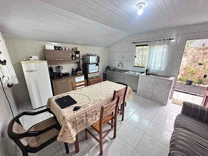 CASA À VENDA NO BAIRRO OXFORD!: 6ª foto da galeria de imagens do imóvel