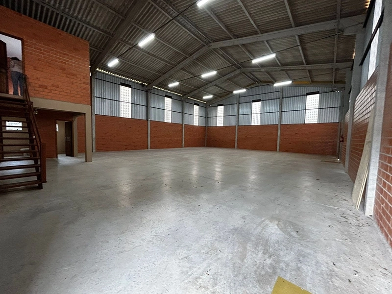 🏠 ALUGA GALPÃO NO BAIRRO DONA FRANCISCA- Vorlene Negócios Imobiliários : 13ª foto da galeria de imagens do imóvel