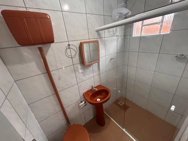 ALUGA CASA MISTA NO CENTRO: 24ª foto da galeria de imagens do imóvel