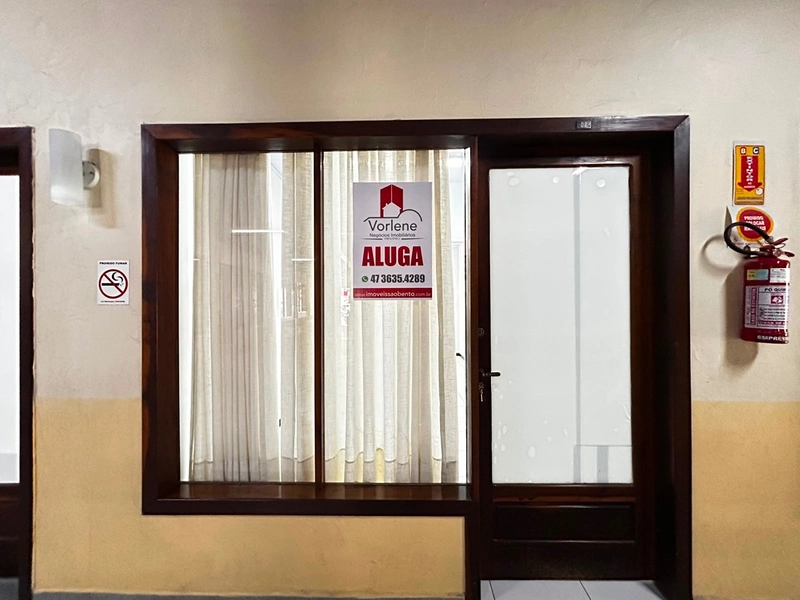 ALUGA SALA COMERCIAL: 3ª foto da galeria de imagens do imóvel
