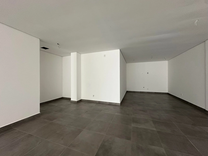 SALA COMERCIAL COM LOCALIZAÇÃO ESTRATÉGICA PARA LOCAÇÃO!: 7ª foto da galeria de imagens do imóvel