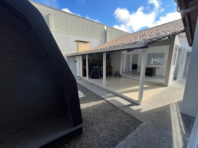 ALUGA-SE CASA NA SCHRAMM: 12ª foto da galeria de imagens do imóvel