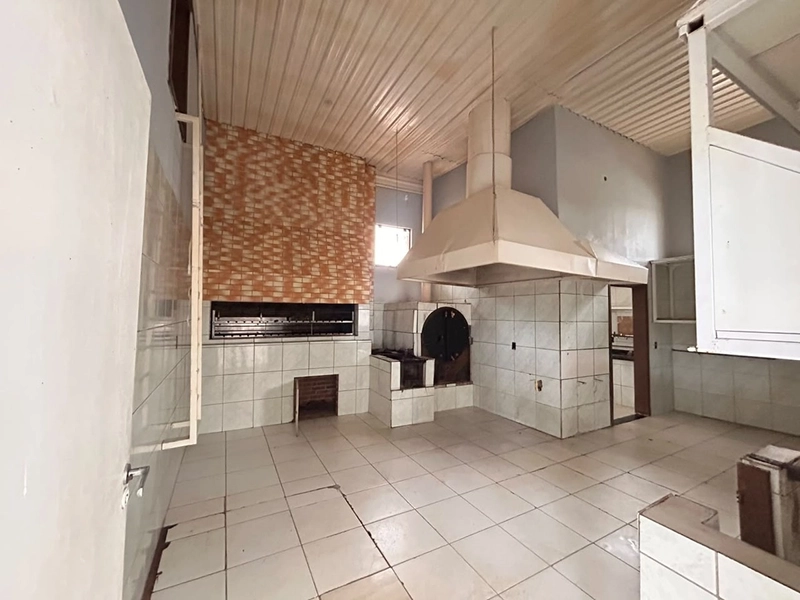 ALUGA AMPLA SALA COMERCIAL “ACESSO CURITIBA”: 9ª foto da galeria de imagens do imóvel
