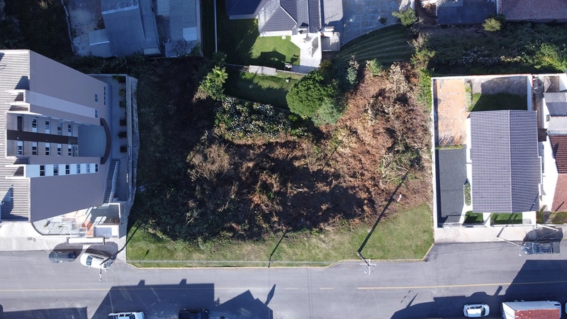 TERRENO À VENDA NO CENTRO!: 2ª foto da galeria de imagens do imóvel