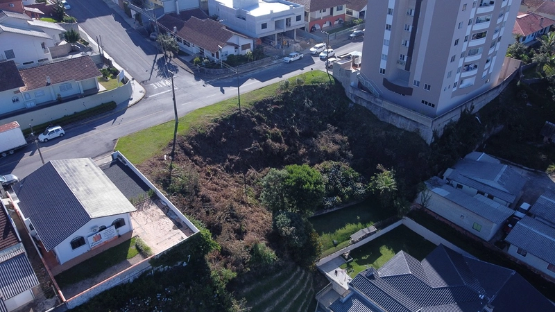 TERRENO À VENDA NO CENTRO!: 4ª foto da galeria de imagens do imóvel