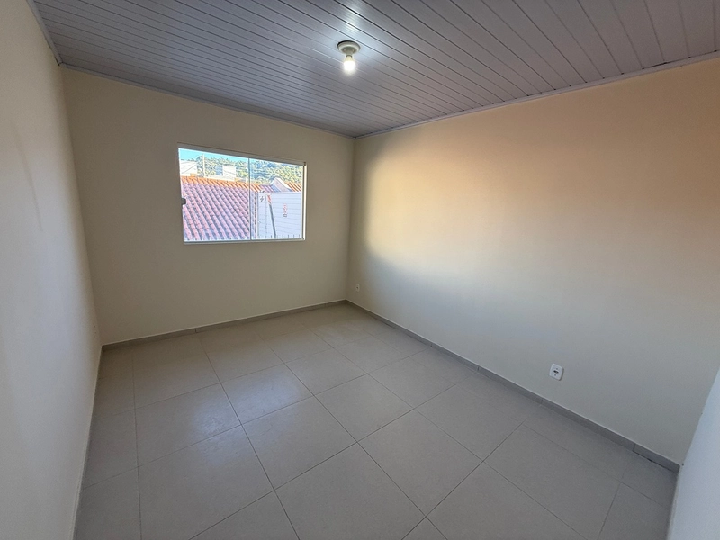 GEMINADO Á VENDA NO BAIRRO COLONIAL!: 7ª foto da galeria de imagens do imóvel