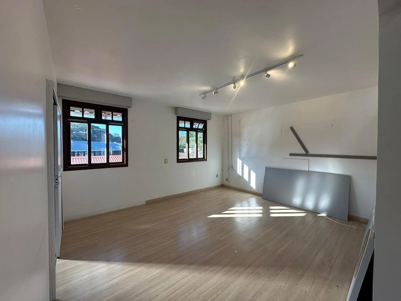 ALUGA CASA NO BAIRRO CENTRO   Vorlene Negócios Imobiliários.  COMERCIAL E RESIDENCIAL: 29ª foto da galeria de imagens do imóvel