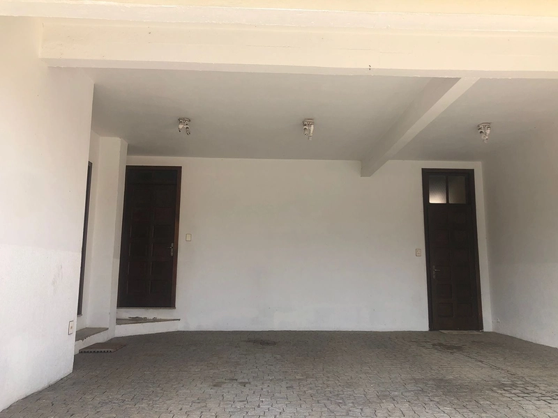 ALUGA CASA AMPLA: 4ª foto da galeria de imagens do imóvel
