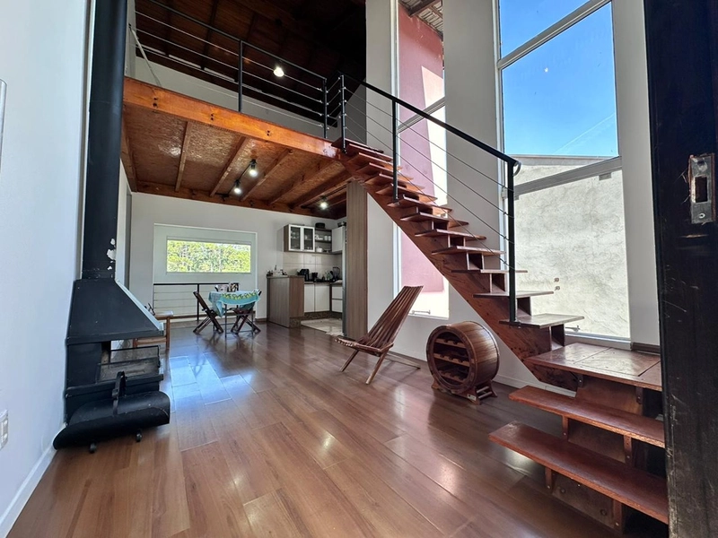 VENDE-SE CASA NO BAIRRO BRASÍLIA -   Vorlene Negócios Imobiliários: 6ª foto da galeria de imagens do imóvel