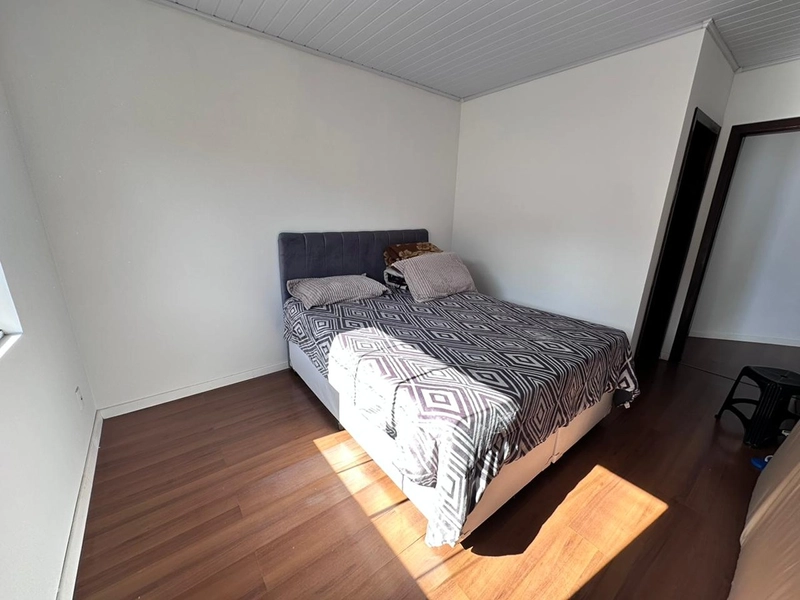 VENDE-SE CASA NO BAIRRO BRASÍLIA -   Vorlene Negócios Imobiliários: 13ª foto da galeria de imagens do imóvel