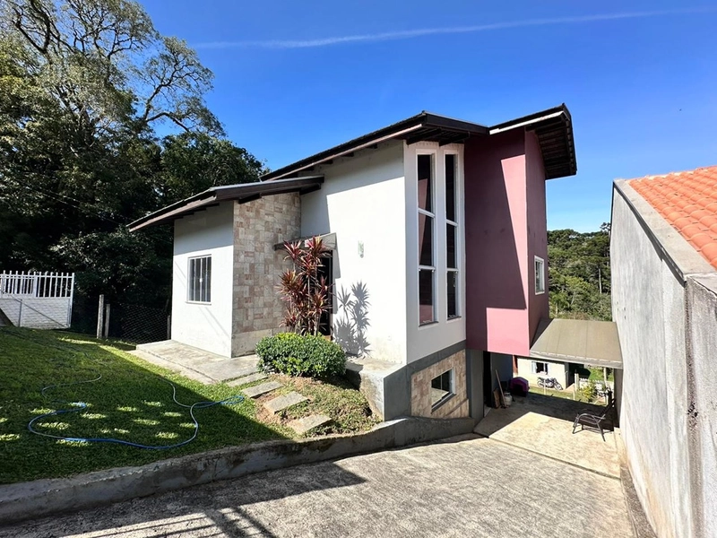VENDE-SE CASA NO BAIRRO BRASÍLIA -   Vorlene Negócios Imobiliários: 2ª foto da galeria de imagens do imóvel