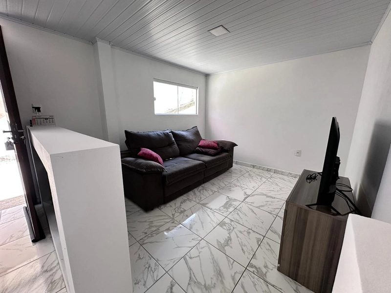 VENDE-SE CASA NO BAIRRO BRASÍLIA -   Vorlene Negócios Imobiliários: 12ª foto da galeria de imagens do imóvel