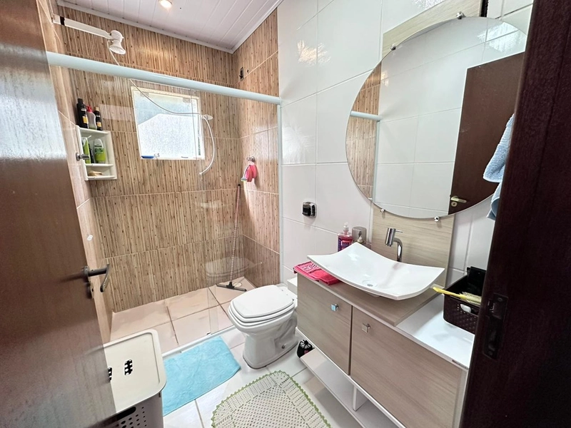 VENDE-SE CASA NO BAIRRO BRASÍLIA -   Vorlene Negócios Imobiliários: 14ª foto da galeria de imagens do imóvel