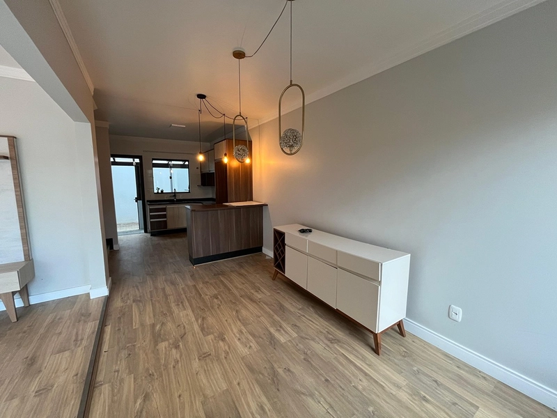 VENDE SOBRADO no BAIRRO RIO NEGRO - Vorlene Negócios Imobiliários: 5ª foto da galeria de imagens do imóvel