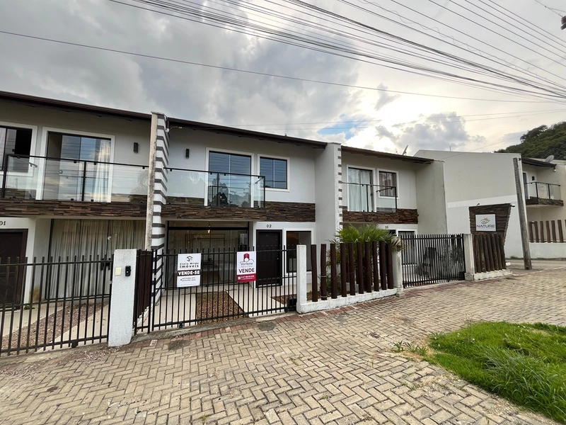 VENDE SOBRADO no BAIRRO RIO NEGRO - Vorlene Negócios Imobiliários: 2ª foto da galeria de imagens do imóvel