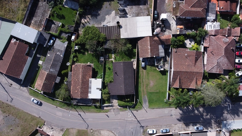 CASA À VENDA NA 25 DE JULHO: 3ª foto da galeria de imagens do imóvel