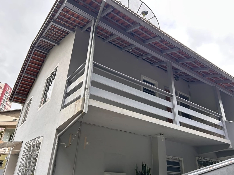 ALUGA APARTAMENTO NO CENTRO: 3ª foto da galeria de imagens do imóvel