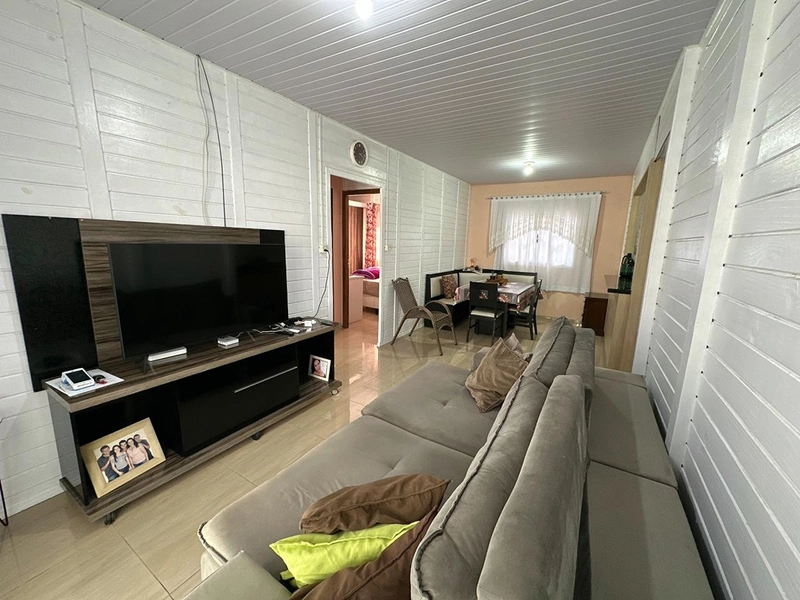 VENDE-SE CASA NO BAIRRO COLONIAL -   Vorlene Negócios Imobiliários: 5ª foto da galeria de imagens do imóvel