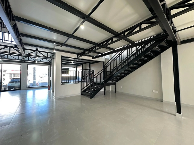 🏠 ALUGA NOVA E AMPLA SALA COMERCIAL “ ÁREA CENTRAL”: 6ª foto da galeria de imagens do imóvel