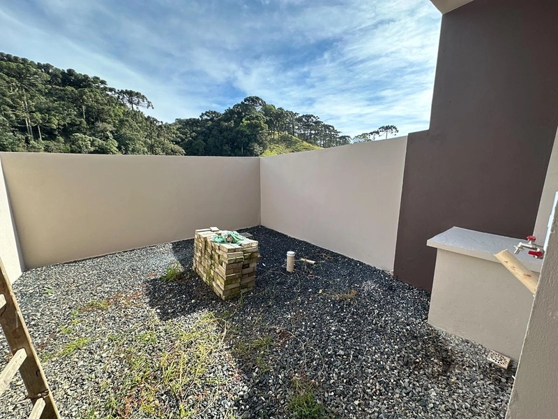 ALUGA SOBRADO GEMINADO no BAIRRO SERRA ALTA – Vorlene Negócios Imobiliários: 5ª foto da galeria de imagens do imóvel